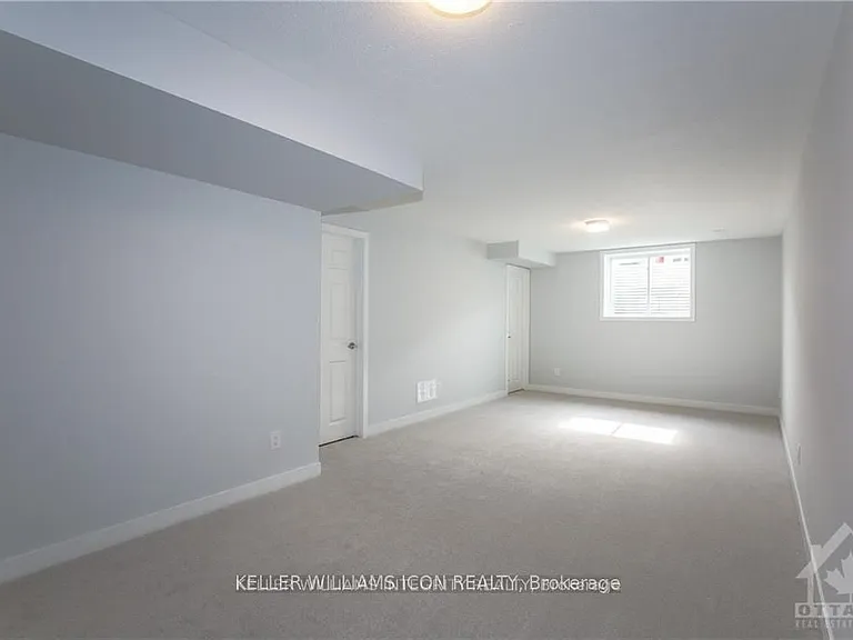 212 Ormiston Cres — Photo 26