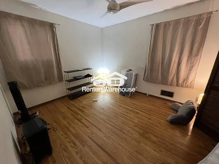 7404 Queen Ave S — Photo 4