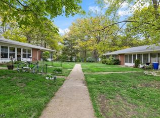 478B Dartmoor Ct #B, Lakewood, NJ 08701