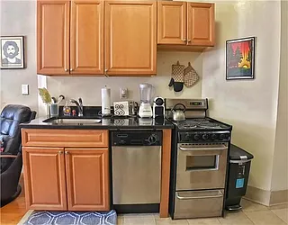 Rented by Century 21 Metropolitan