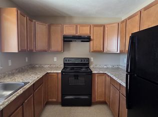 47 Beatrice St #A, Danville, NH 03819