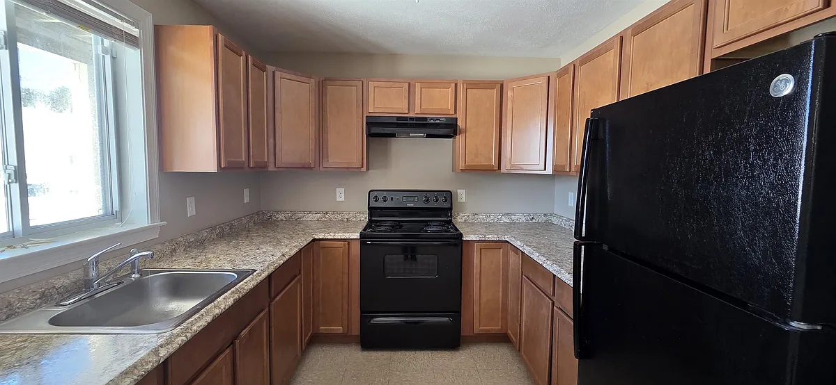 Building Photo - 41 Beatrice St #A