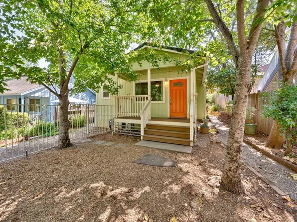 135 Brewery Ln, Auburn, CA 95603