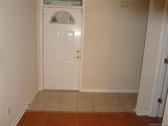 2nd image of 6423 Quarterbridge Ln