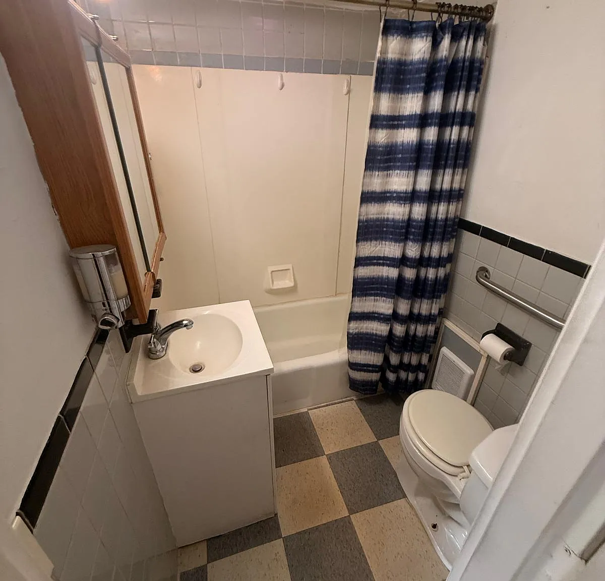 1 bed, 600 sqft, $1,500 — Photo 4