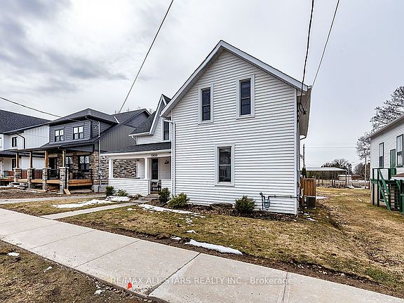 3rd image of 13920 Old Scugog Rd