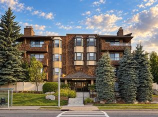3719B E 49th St NW #409, Calgary, AB T3A2E3