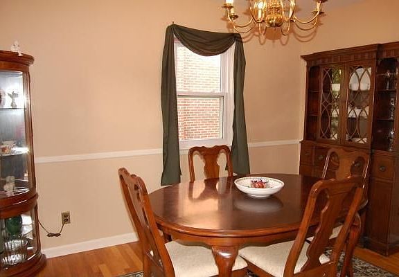 3rd image of 174 Desantis Dr
