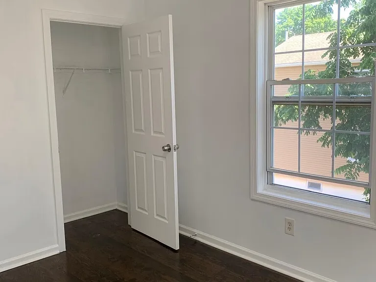 175 Harding Ave — Photo 10