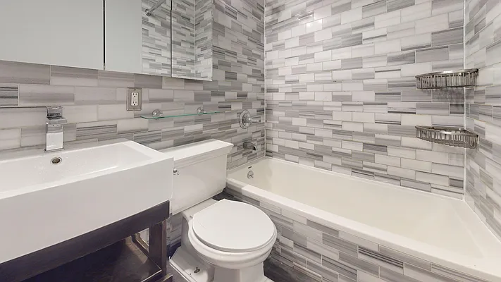 Rented by Bond New York | media 11