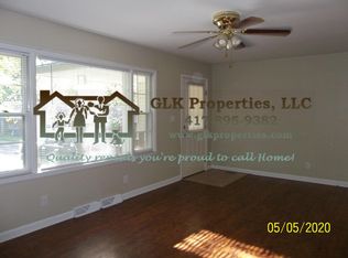 1918 S Weaver Ave, Springfield, MO 65807