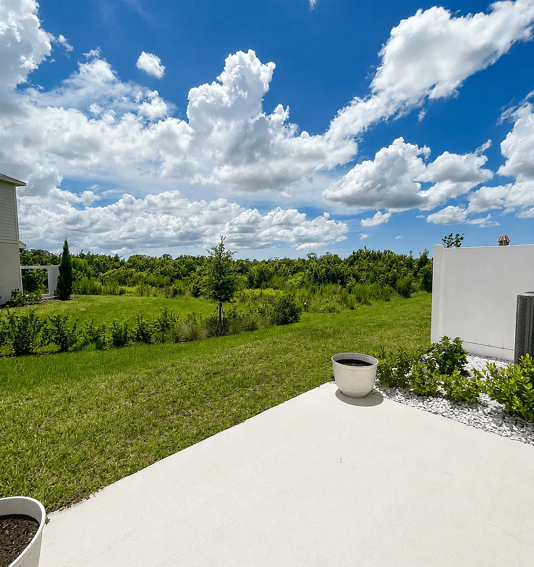 3 bed, 1373 sqft, $2,250 — Photo 2