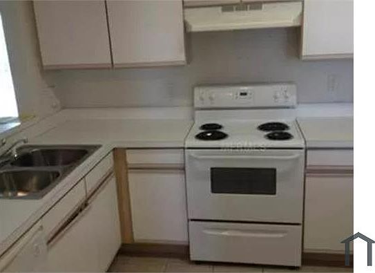 2nd image of 6019 Portsdale Pl Unit 201