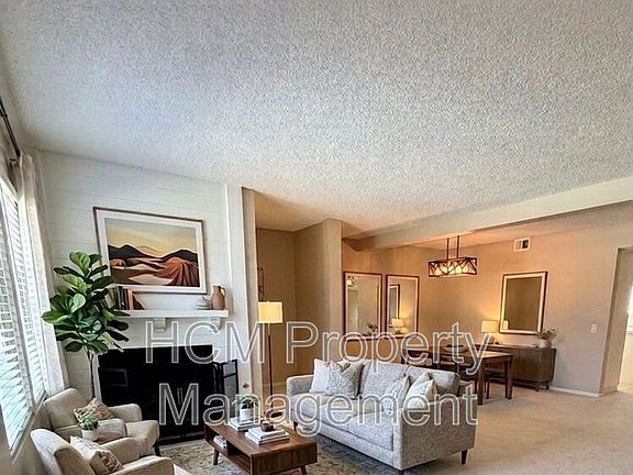3rd image of 4852 Cabana Dr APT 204