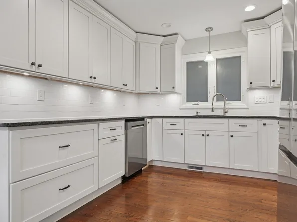 22 Fox Place image 9 of 23