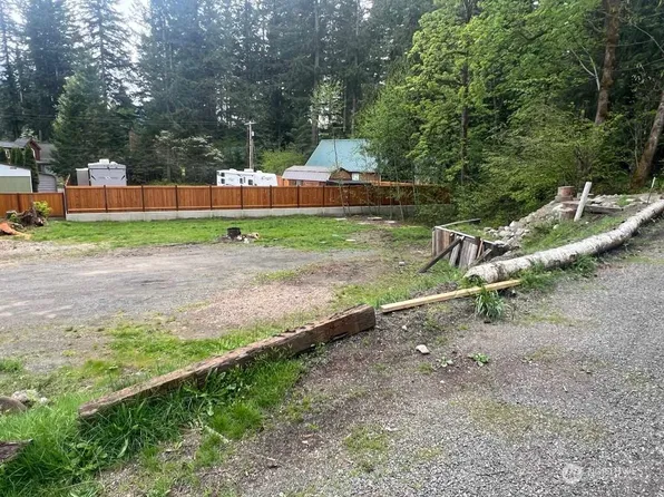 129 Richer Drive, Packwood, WA 98361