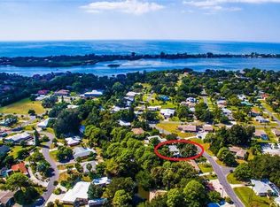 205 Charles Dr, Nokomis, FL 34275