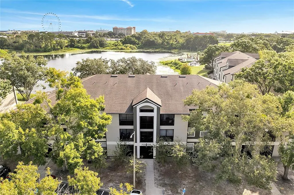 2 bed, 2.0 bath, 1003 sqft, $1,800 — Photo 3