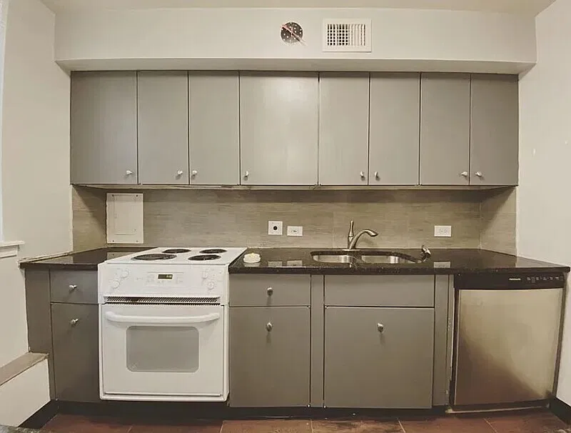 2 bed, 1.0 bath, $1,628 — Photo 3
