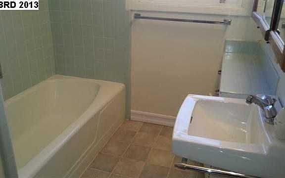 4th image of 684 34th St