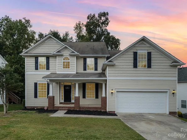 14722 Hawick Manor Ln, Pineville, NC 28134