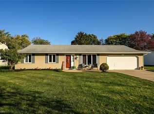 20768 White Bark Dr, Strongsville, OH