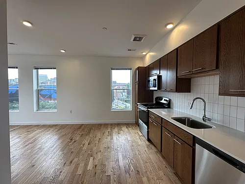 Floor plan 1600 Pleasant St 406