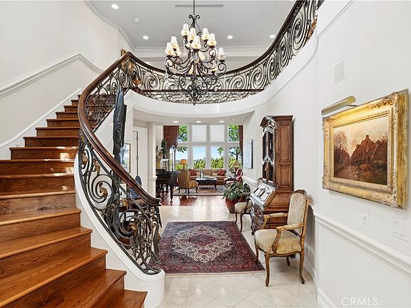 2nd image of 14 Rue Chantilly