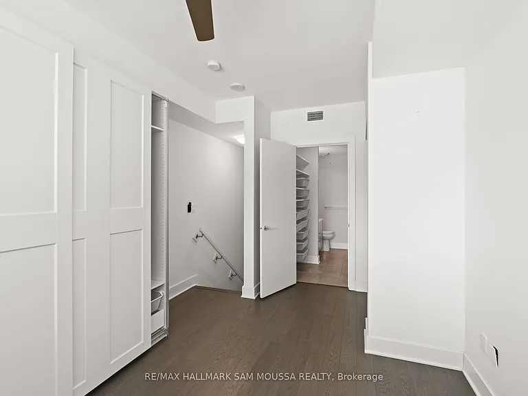 255 Bay St #1208 — Photo 24