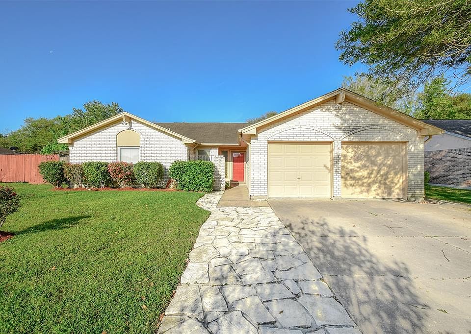 1st image of 2508 Anthony Ln