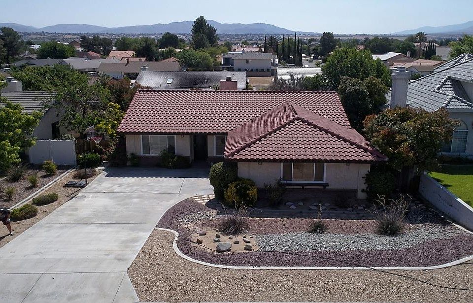1st image of 13095 Yellowstone Ave