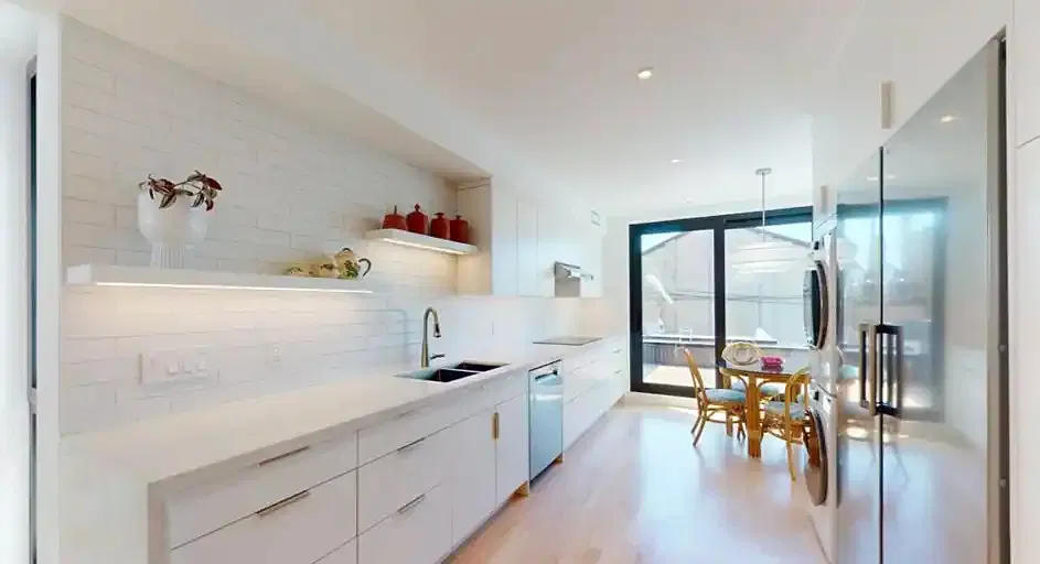 149 Maria St — Photo 3