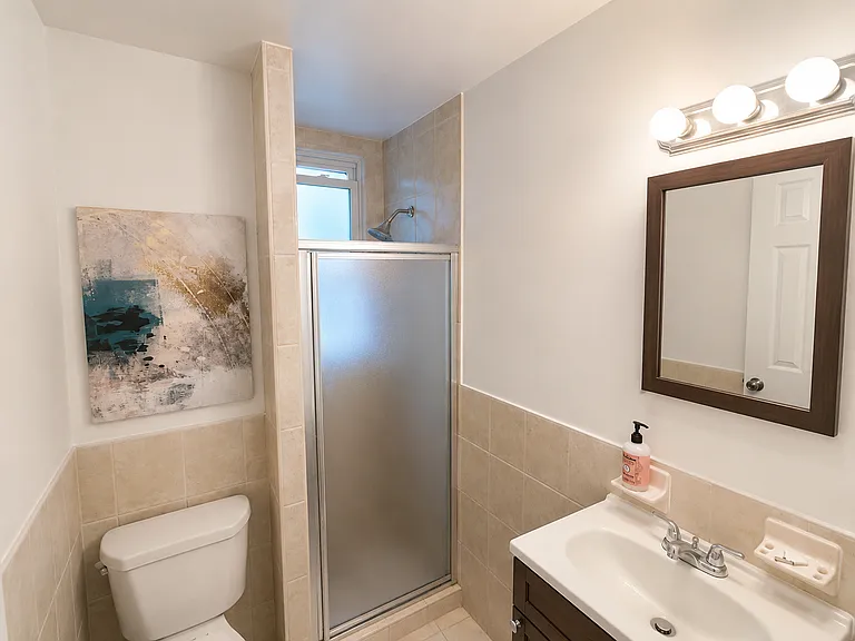 23-12 Broadway #2F — Photo 10