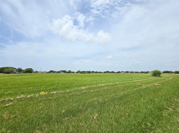 0 Tomahawk Dr Lot 1220-1222, Palacios, TX 77465