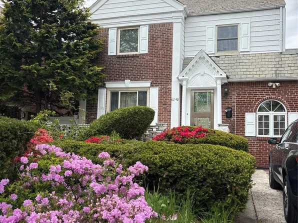 6240 Cromwell Crescent, Rego Park, NY 11374