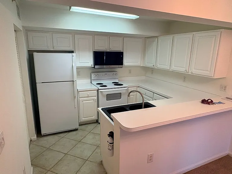 4127 Residence Dr #415 — Photo 3