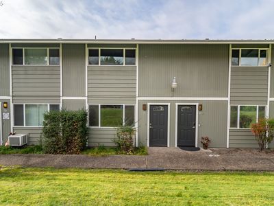 885 NE Sunset St APT 11, Roseburg, OR, 97470