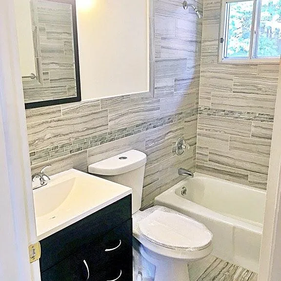 273 Queen St #15A — Photo 11