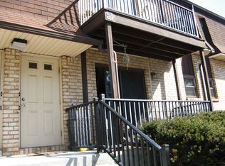 805 Yorkshire Dr #805, Flemington, NJ 08822