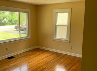 2600 Pioneer Rd, Shively, KY 40216