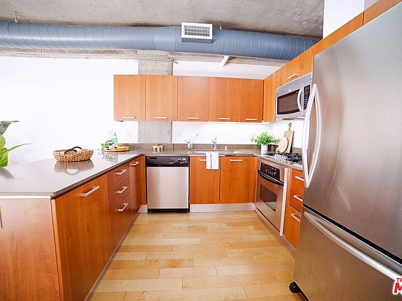 4th image of 645 W 9th St APT 237