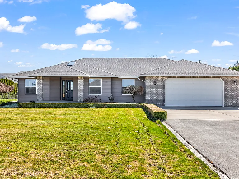 7700 Ryegrass Rd — Photo 2