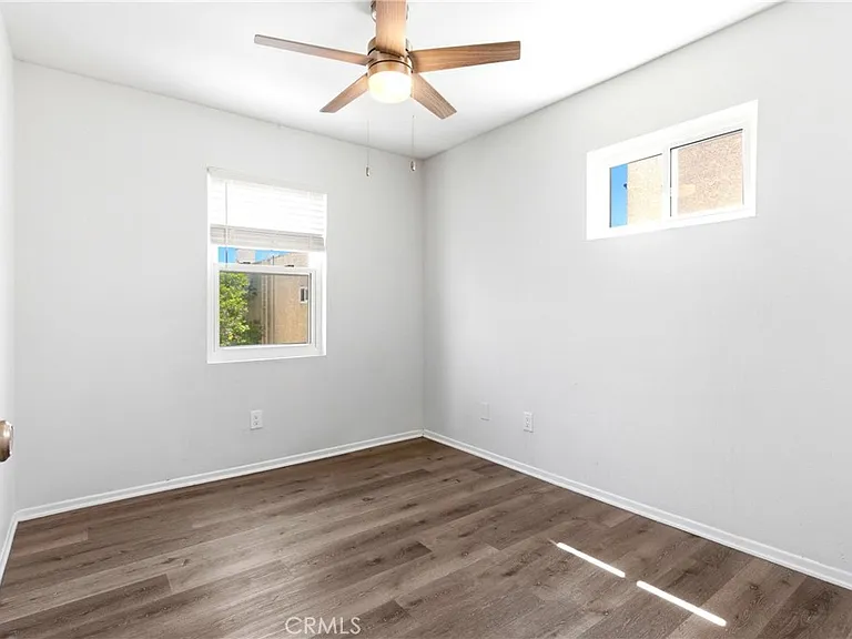 18209 Sierra Hwy #30 — Photo 26