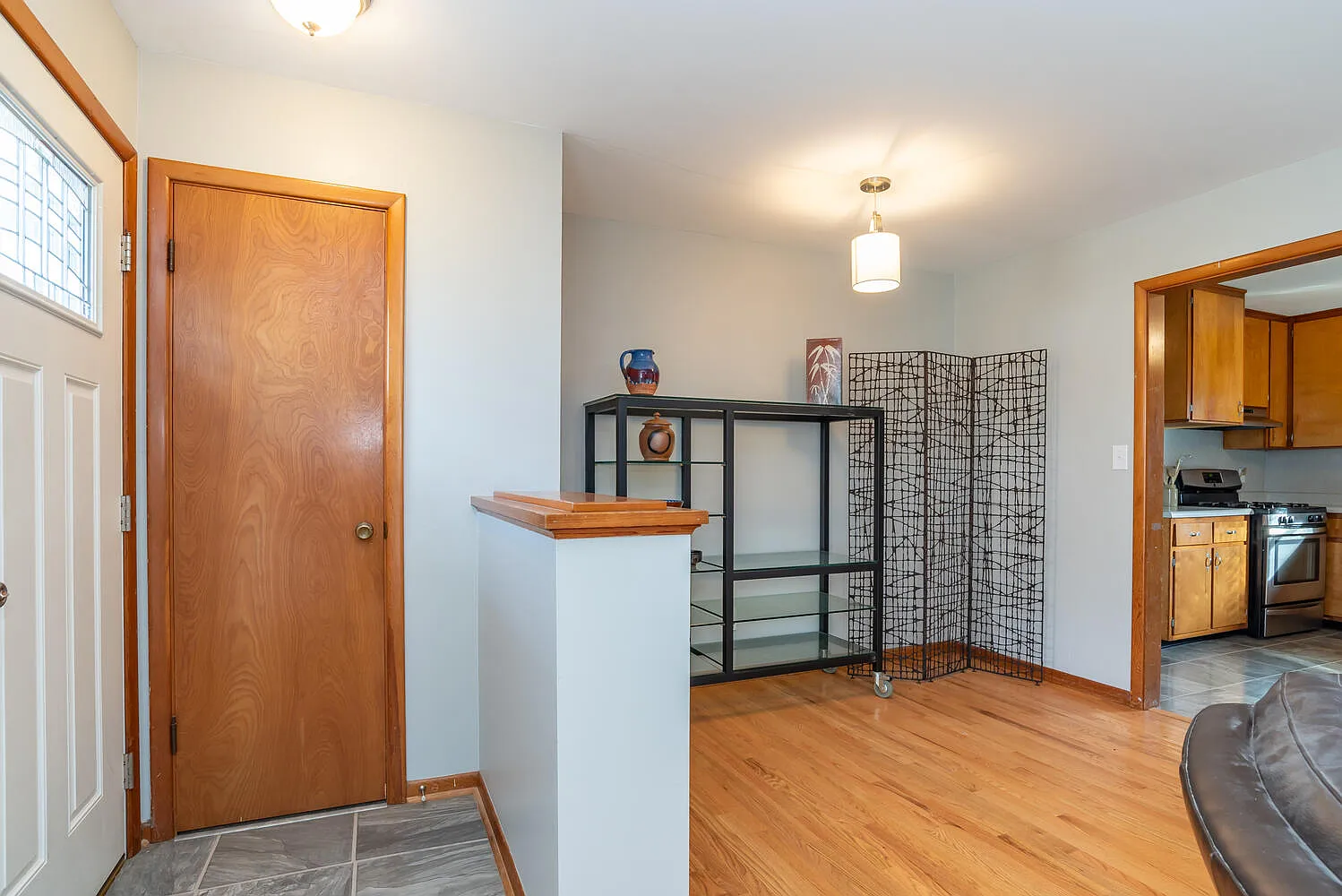 3 bed, 1092 sqft, $1,800 — Photo 3