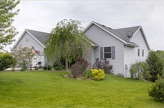 1st image of 10152 Paw Paw Lake Dr