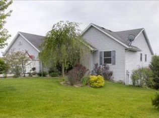 10152 Paw Paw Lake Dr, Mattawan, MI 49071
