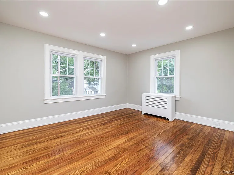 127 Smith St #2 — Photo 9