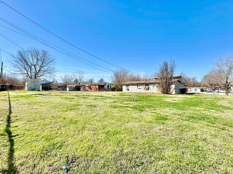 1700 Karen Dr — Photo 19