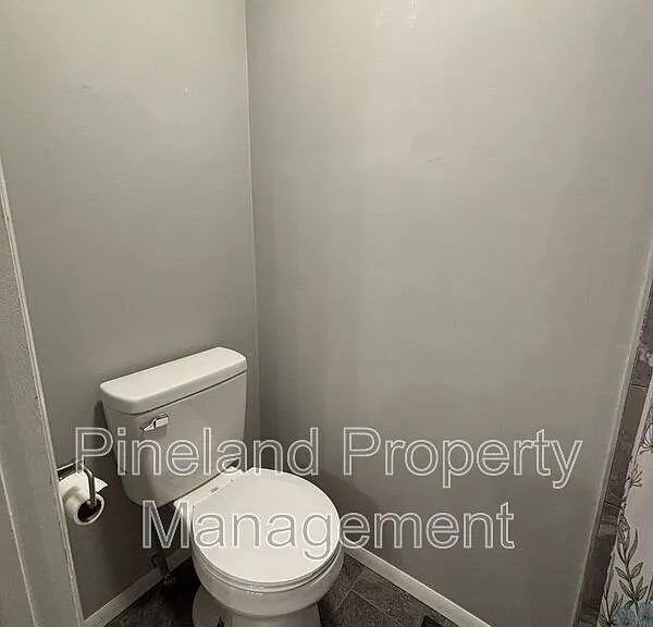 2012 Lakemeadow Dr — Photo 49