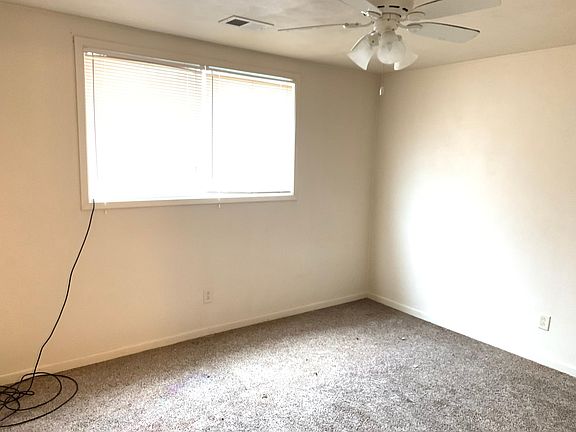 5th image of 4794 11th St APT 104